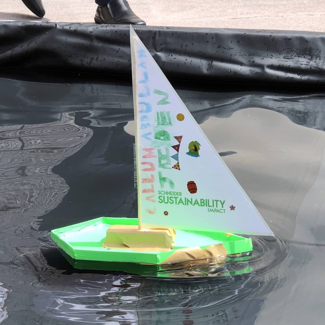 children STEM activity - how to make a motor boat design 4